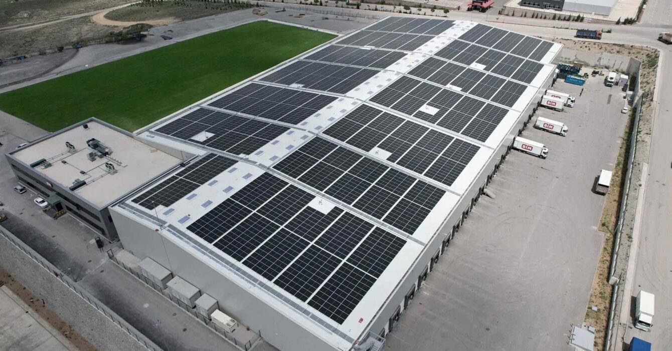 bim-aş-güneş-paneli-temizliği-Cfsgroup