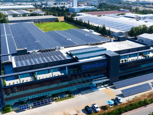 cw-enerji-güneş-paneli-temizliği-Cfsgroup